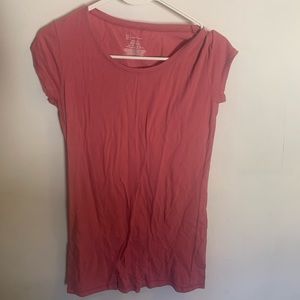 no boundaries pink short sleeve shirt, women’s small! (tagged for exposure)